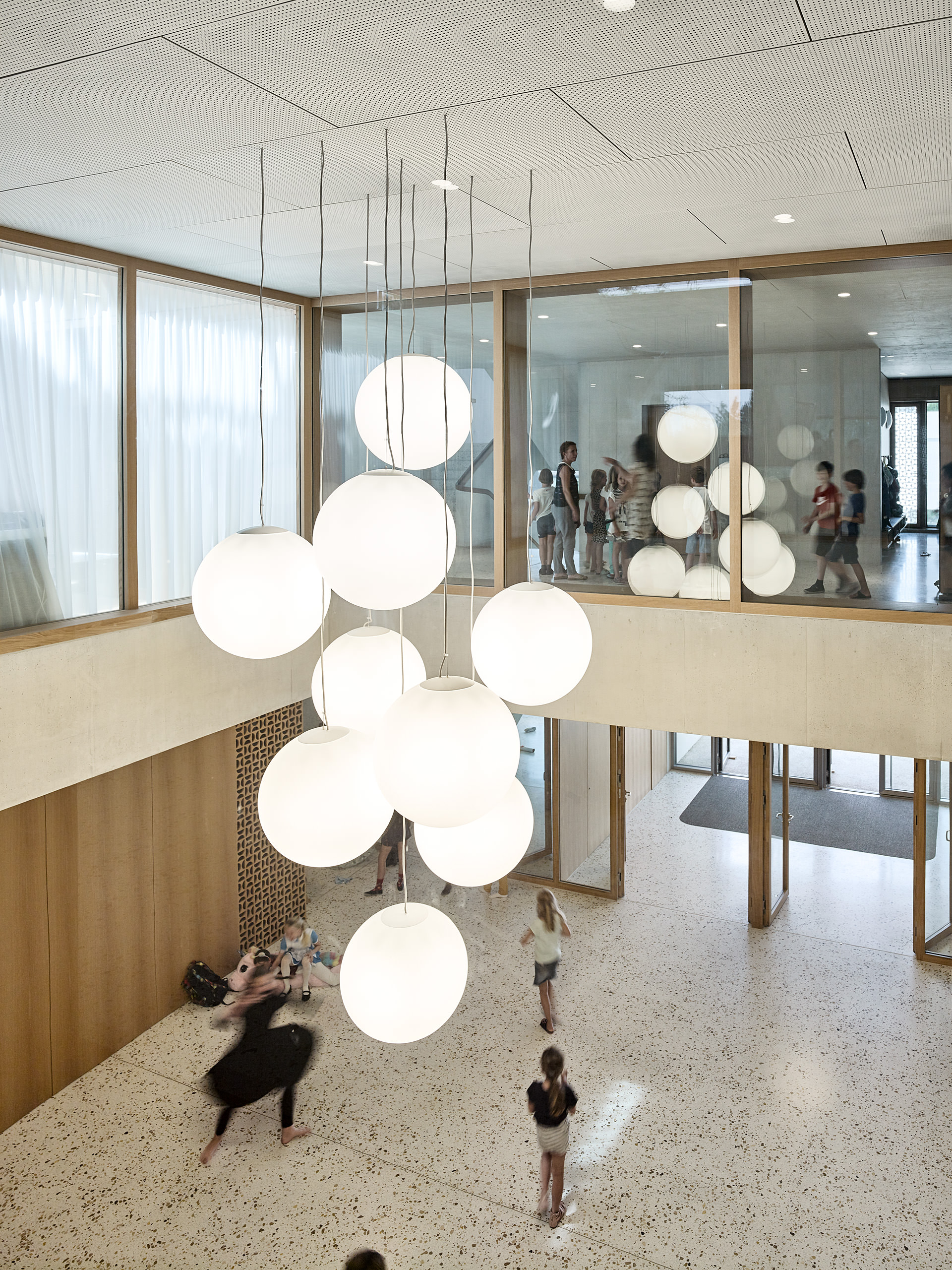 E18680 Alpa 090211 SCREEN